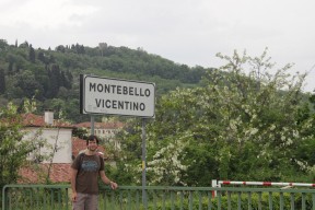 Entrada a Montebello